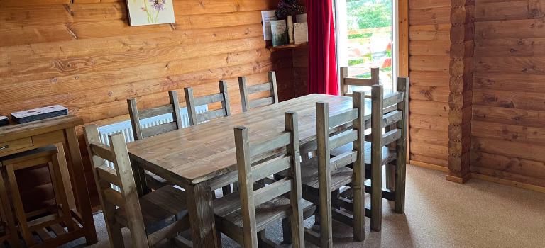 Dining table at Serenity 22 Barend